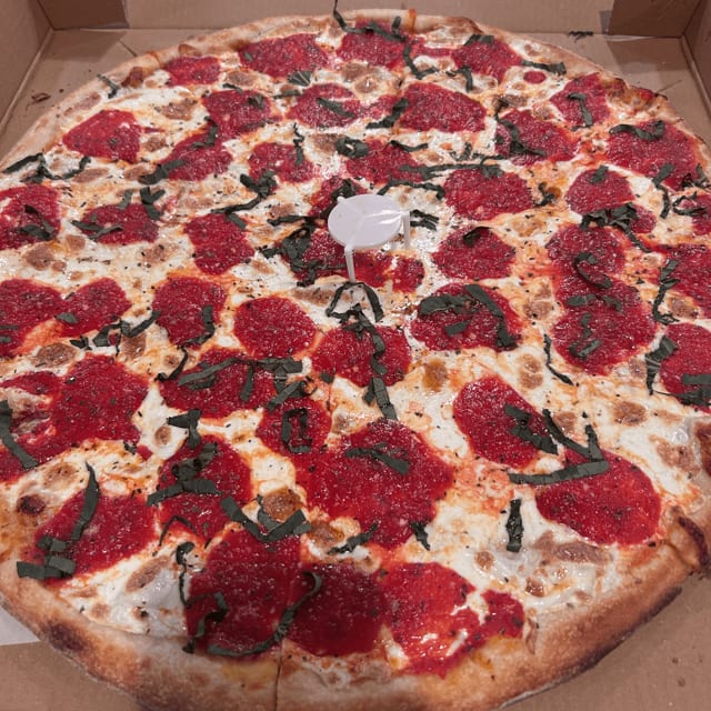 Margherita Pizza.