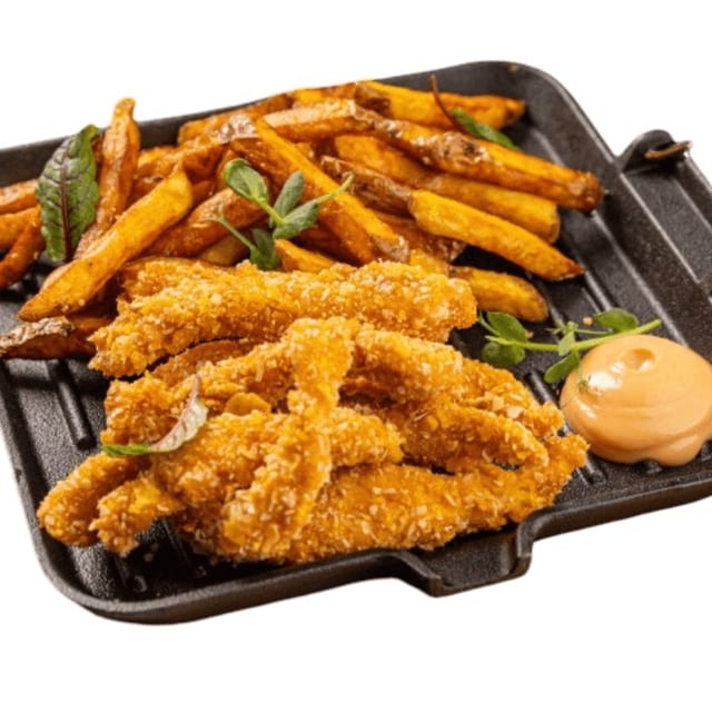 Chicken Fingers (3 pcs) & Fries.