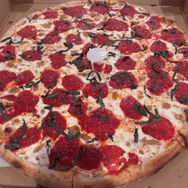 Margherita Pizza.